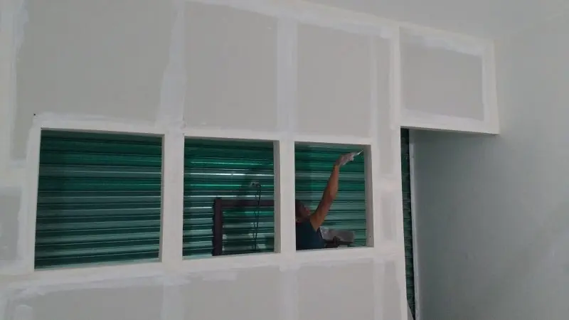 División de cuartos terminada